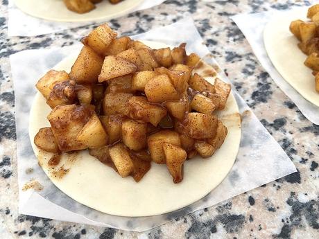 delikatissen tartitas de manzana postres de manzana mini pies de manzana mini apple pies galletas rellenas de manzana empanadillas de manzana easy apple dessert apple pie  