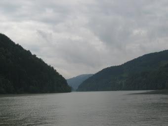 Ikusmira Berriak aumenta y refuerza sus residencias cara al Festival de San Sebastián Ikusmira Berriak aumenta y refuerza sus residencias cara al Festival de San Sebastián