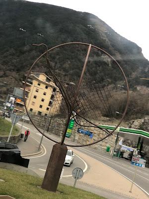 Viaje de Fin de Curso: Sort- Lleida - Andorra Viaje de Fin de Curso: Sort- Lleida - Andorra