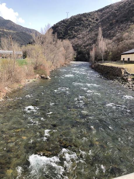 Viaje de Fin de Curso: Sort- Lleida - Andorra Viaje de Fin de Curso: Sort- Lleida - Andorra