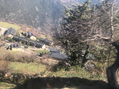 Viaje de Fin de Curso: Sort- Lleida - Andorra Viaje de Fin de Curso: Sort- Lleida - Andorra