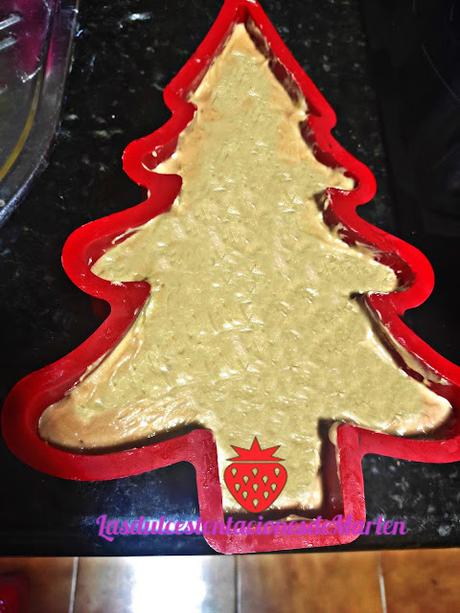 Árbol de Navidad de Bizcocho con Chocolate