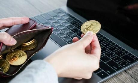 Hacienda y las criptomonedas: ¿hay que declararlas? ¿cuándo y cómo?