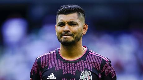 México da un paso de gigante hacia el Mundial con Tecatito