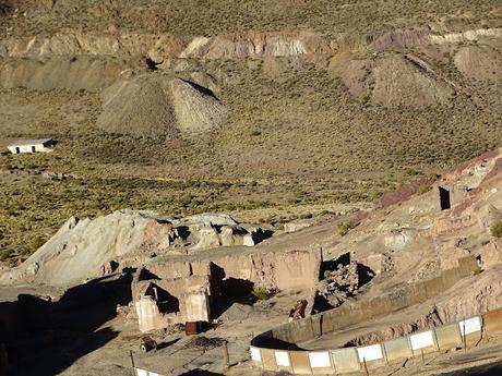 ARGENTINA: EL TREN A LAS NUBES EN SAN ANTONIO DE LOS COBRES ARGENTINA: EL TREN A LAS NUBES EN SAN ANTONIO DE LOS COBRES