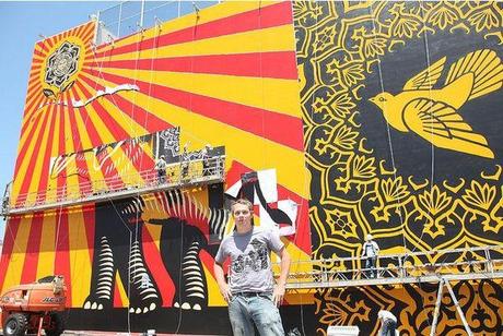 Artists_at-Library_6a00d8341c630a53ef015390368961970b-600wi The outdoor murals are a joint project by the artists, the city of West Hollywood and the Museum of Contemporary Art. latimesblogs.latimes.com