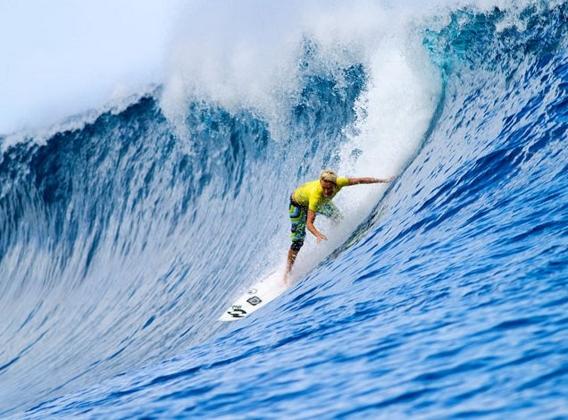 Entrevista a Keala Kennelly despues del horrible wipeout en Teahupoo