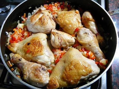 Pollo con arroz y papines andinos Pollo con arroz y papines andinos