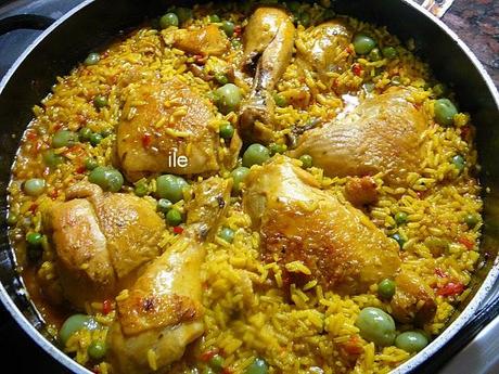 Pollo con arroz y papines andinos