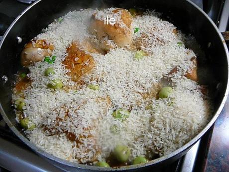 Pollo con arroz y papines andinos Pollo con arroz y papines andinos