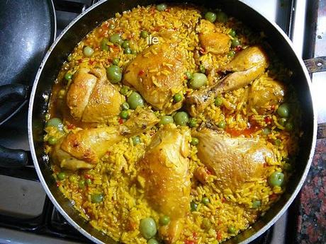 Pollo con arroz y papines andinos Pollo con arroz y papines andinos