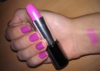 Esmaltes y labial Kiko