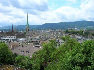 Vista de Zúrich (Suiza) desde su Universidad Viaje a Suiza (II)