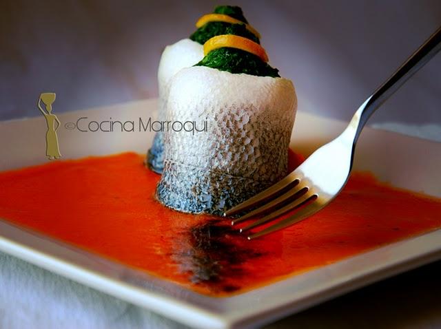 Loup con bekkoula, coulis de tomate y chalota