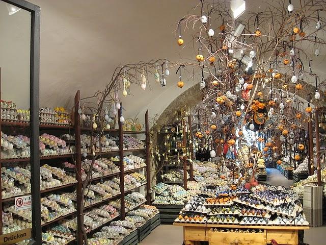 CALLEJEANDO EN SALZBURGO 2: MOZARTPLATZ, LA COLINA DE MÖNCHSBERG Y EL CEMENTERIO