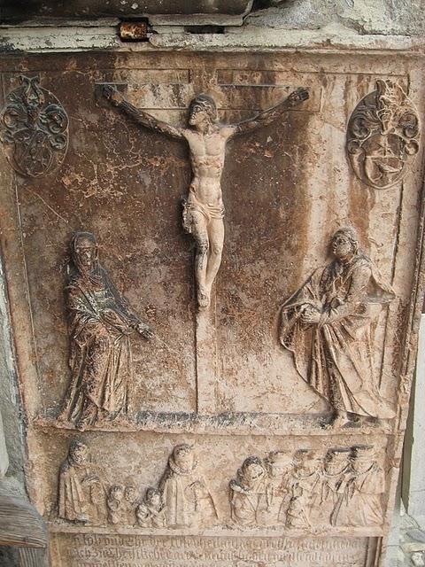 CALLEJEANDO EN SALZBURGO 2: MOZARTPLATZ, LA COLINA DE MÖNCHSBERG Y EL CEMENTERIO