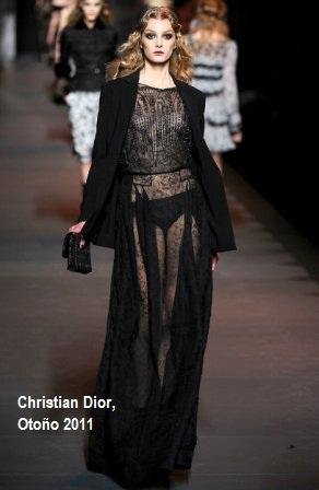 Olivia Palermo en el desfile de Christian Dior y con vestido y complementos de la firma francesa