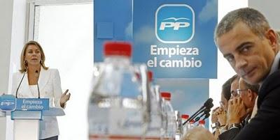 PSOE versus PP. Ambos pretenden salvar España.