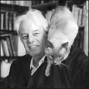 TODAVÍA EXISTEN PERSONAS QUE ME PREGUNTAN: