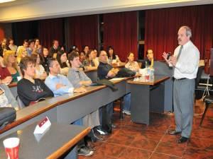 8067 Grandes Pymes en el Congreso Internacional: Competitividad y Transparencia en la Nueva Década