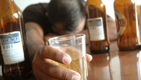 Alcohol El alcohol mata a más personas que las enfermedades mortales