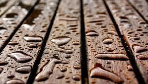 Preparar los muebles de jardín para el invierno