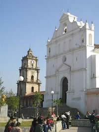 Monseñor Mario Alberto Molina