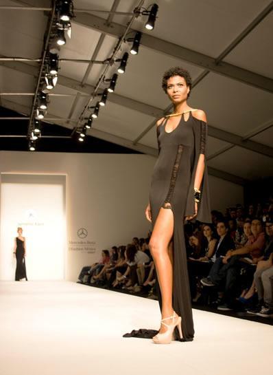 Reveal and Expose, Universidad Janet Klein en MBDFM