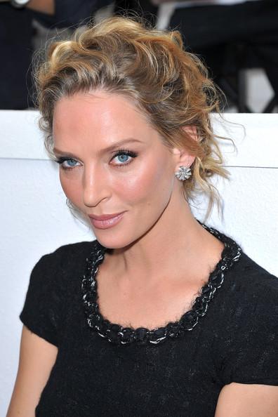 Uma Thurman Uma Thurman attends the Chanel Ready to Wear Spring / Summer 2012 show during Paris Fashion Week at Grand Palais on October 4, 2011 in Paris, France.