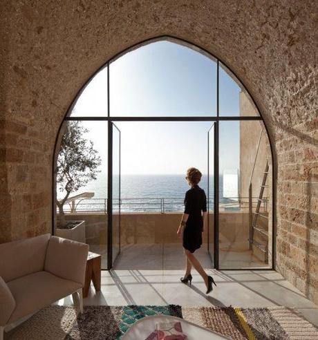 residence-in-Old-Jaffa-tel-Aviv-by-Pitsou-kedem-architects-yatzer-8 mezcla de épocas – minimalism meets historic