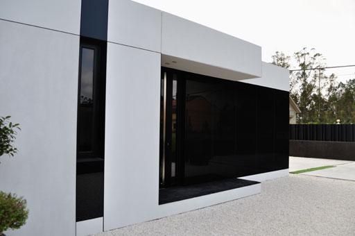 Un orgulloso propietario nos muestra su vivienda A-cero Tech en Santa Comba, A Coruña