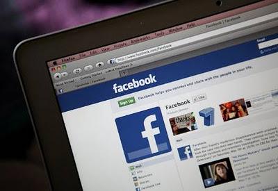 Arrestado  por revisar su  Facebook mientras robaba