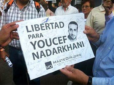 Manifestación ante la embajada de Irán por la libertad de Yusef Nadarjani