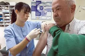 Ancianos y médicos son los principales objetivos de la campaña para la vacuna de la gripe