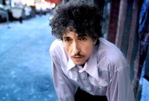 Bob Dylan, entre los fuertes favoritos al Nobel de Literatura