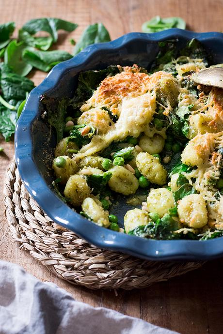 GNOCCHI GRATINADOS CON PESTO Y ESPINACAS