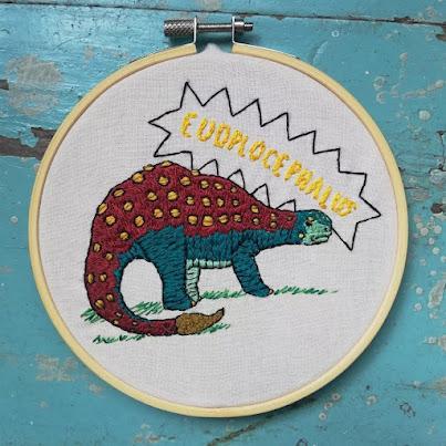 Los bordados mesozoicos de Brigid Christison Los bordados mesozoicos de Brigid Christison