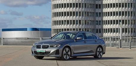 Nuevo i3 eléctrico basado en la serie 3 de BMW.
