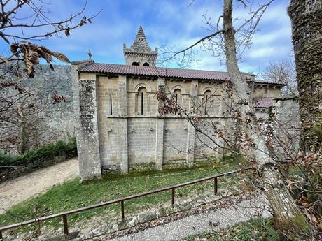 Universo de Mosteiros Universo de Mosteiros