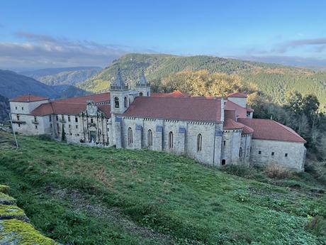 Universo de Mosteiros Universo de Mosteiros