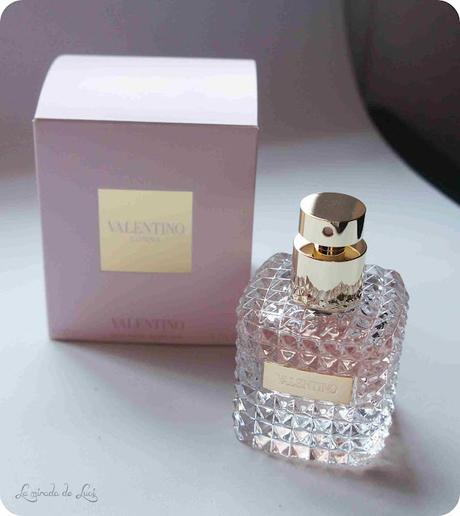 MARZO HUELE A...Valentino, Donna