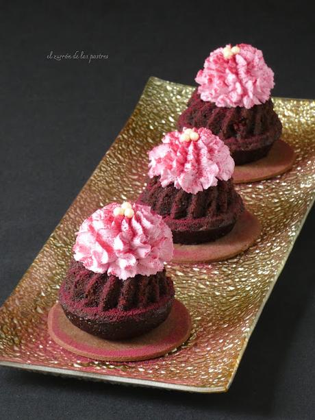 Mini Cake de Cacao Caramelo Tuno Indio Mini Cake de Cacao Caramelo Tuno Indio