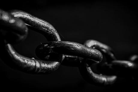 Sobre Los Ángeles Que No Guardaron Su Dignidad