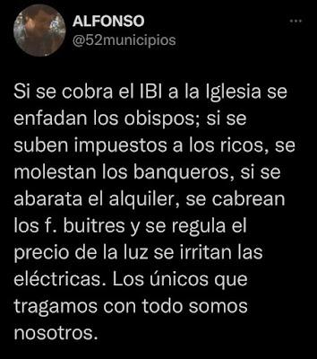 En la misma noche, Will Smith da una bofetada y recibe un Oscar. En la misma noche, Will Smith da una bofetada y recibe un Oscar.