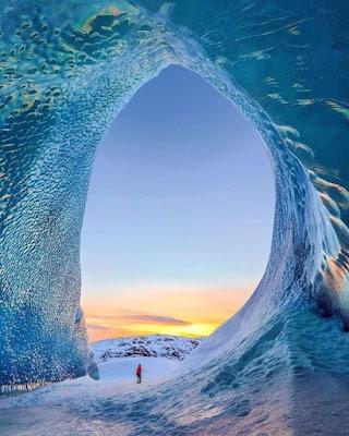 En la misma noche, Will Smith da una bofetada y recibe un Oscar. En la misma noche, Will Smith da una bofetada y recibe un Oscar.