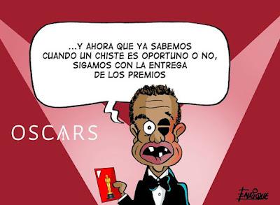 En la misma noche, Will Smith da una bofetada y recibe un Oscar. En la misma noche, Will Smith da una bofetada y recibe un Oscar.