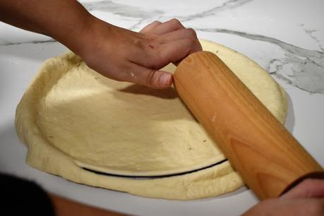 Pizza de sobrasada queso roquefort y miel