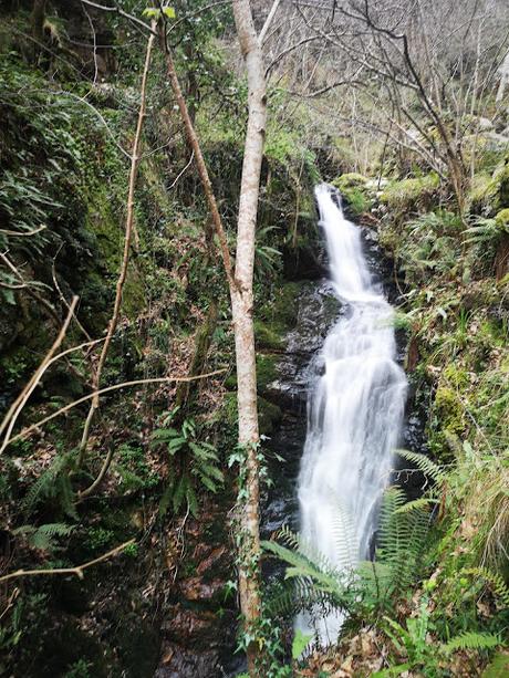 Circular a Banduxo por camín vieyu.