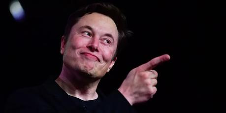 Elon Musk compro un 10 % en acciones de Twitter.