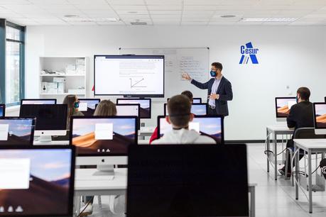 Cesur, centro de referencia para estudiar Formación Profesional en Informática, según Strategik